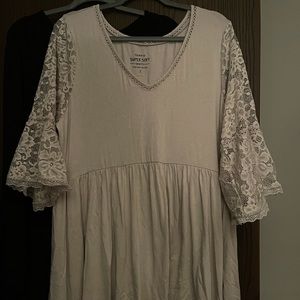 Lace Sleeve Ivory Peblum Top